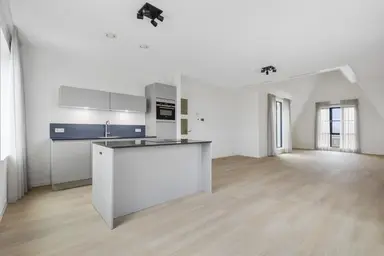 142m2 apartment zu vermieten für 2750€/Monat in Gedempte Where, Purmerend