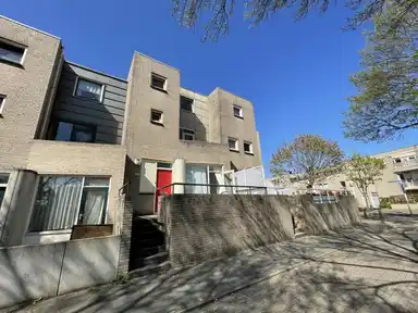 126m2 house te huur voor 3400€/maand in Bellomontedomein, Maastricht