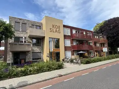 apartment de 83m2 à louer pour 1339€/mois à Hessenweg, Hardenberg