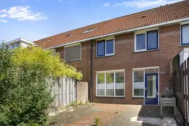 112m2 house to rent for 1250€/month in Bezembinder 53, Alphen aan den Rijn