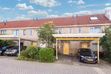 92m2 house to rent for 1700€/month in Gerrit Achterberghof 3, Hoorn