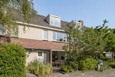 126m2 house te huur voor 2350€/maand in Lekstraat, Leiden