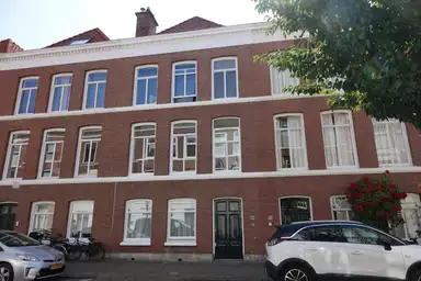 210m2 house te huur voor 4000€/maand in Jacob Van Der Doesstraat 92D, The Hague
