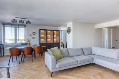 120m2 apartment to rent for 2675€/month in Spinozalaan 1C-II, Voorburg