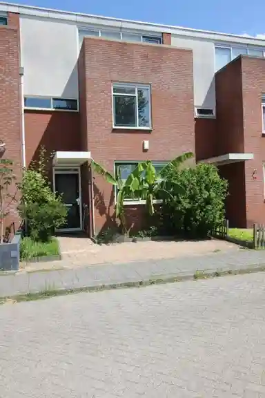 house 122τ.μ. προς ενοικίαση για 2295€/μήνα στην περιοχή Frambozenstraat 1326, Almere