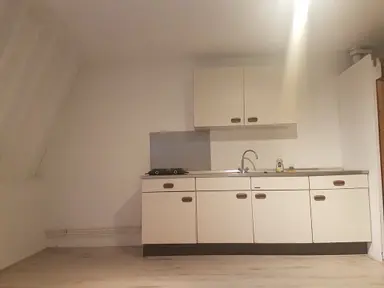 room de 23m2 à louer pour 425€/mois à Korte Hofstraat 7, Haarlem