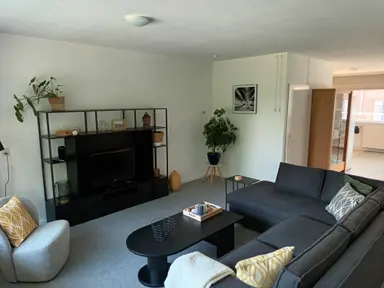 121m2 apartment to rent for 2500€/month in Poolster 220, Hoorn