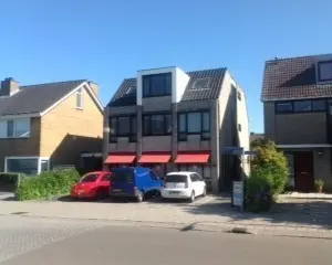 100m2 apartment to rent for 1350€/month in Armstronglaan 25, Reeuwijk
