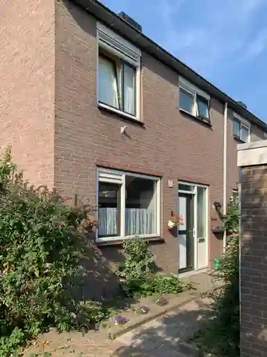 130m2 apartment to rent for 1258€/month in Gentiaan, Noordwijk