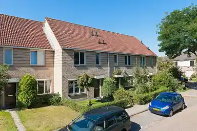 170m2 house to rent for 1416€/month in Vluttersven 25, Eindhoven
