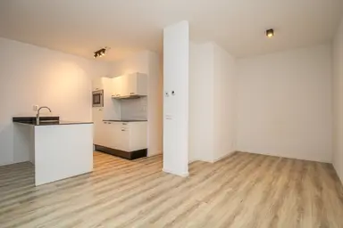32m2 studio to rent for 1257€/month in Spaklerweg 14H-15, Amsterdam