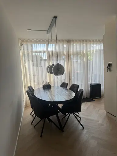 98m2 house to rent for 1400€/month in Nicolaas Beetsstraat, Hengelo