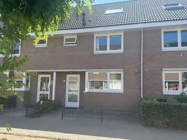 136m2 house to rent for 2100€/month in Costa Ricastraat 85, Alphen aan den Rijn