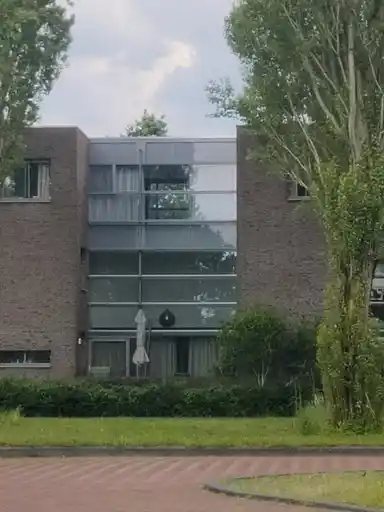 173m2 apartment to rent for 2400€/month in Leo Fallplantsoen 42, Utrecht