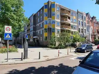 66m2 apartment to rent for 1690€/month in Heemraadssingel, Rotterdam