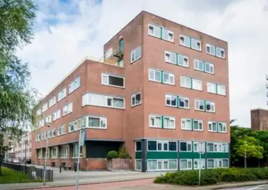 83m2 apartment to rent for 1995€/month in Vondelweg, Rotterdam