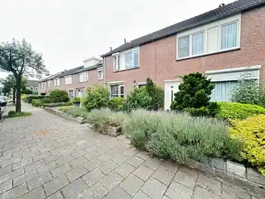 108m2 house to rent for 2295€/month in Raatven, Eindhoven