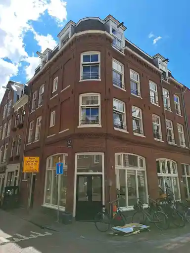 32m2 studio to rent for 699.87€/month in Akoleienstraat 2A, Amsterdam